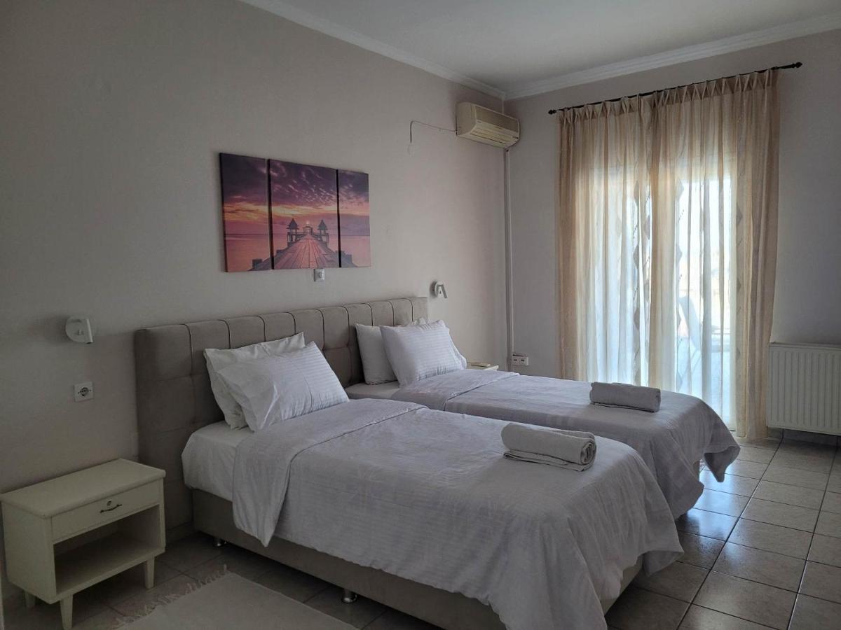 Kiki'S Penthouse Leilighet Corfu  Eksteriør bilde